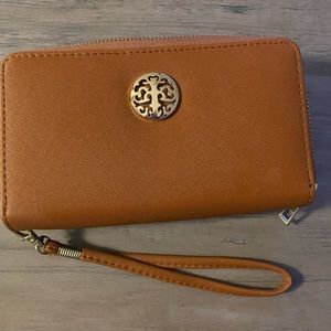 NWOT Brown wallet